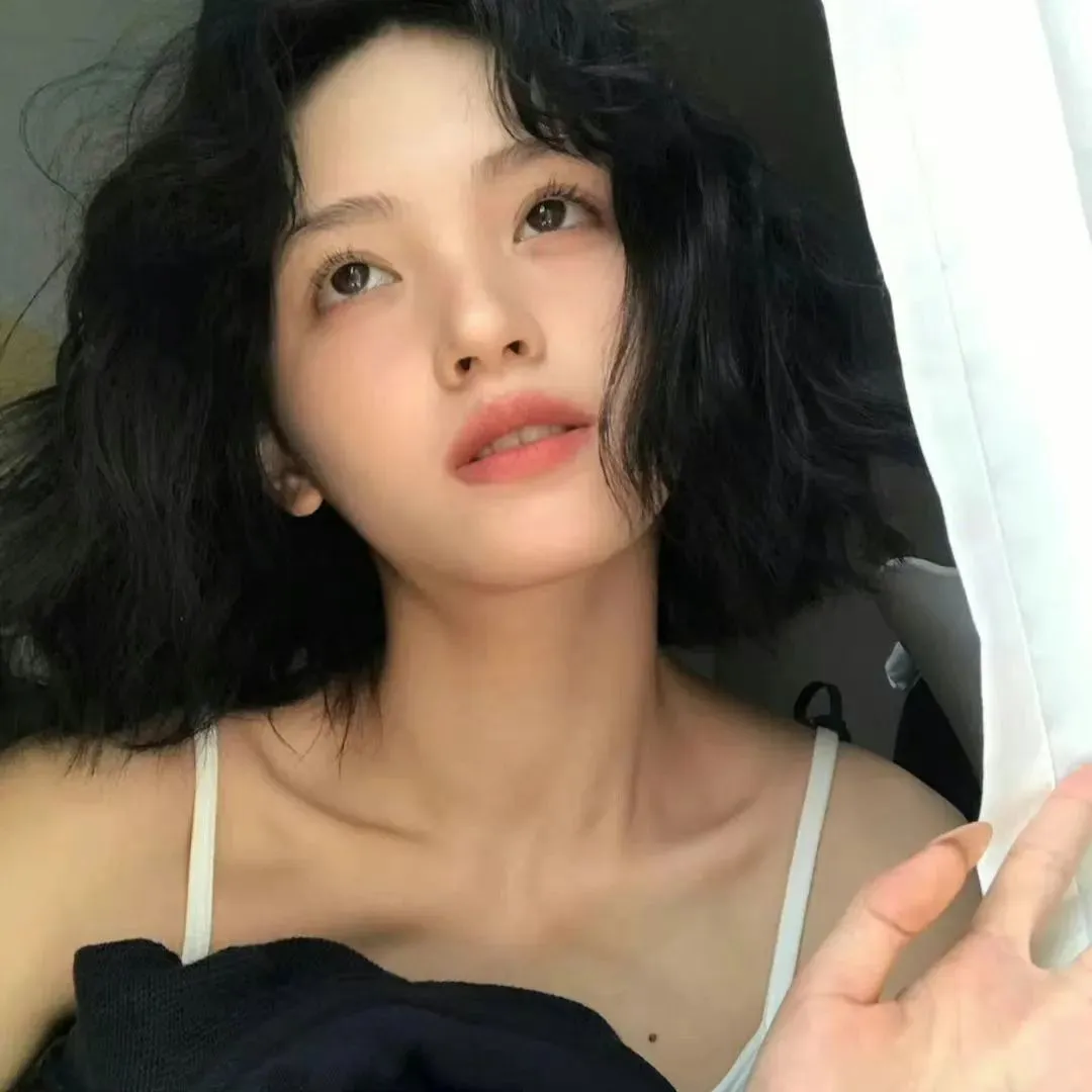 在线伦理片免费畅享高清无删减版，解锁精彩内容尽在眼前